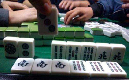 打麻将小窍门带你赢！