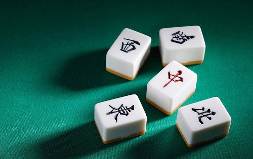 麻将的阶段性技巧！