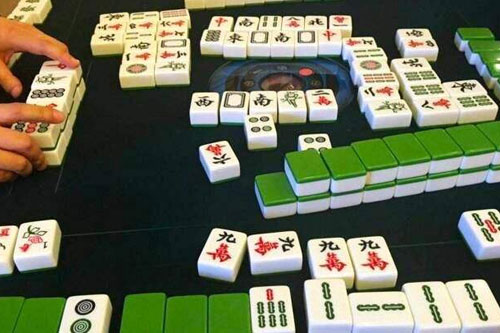 只碰不吃的麻将赢牌技巧